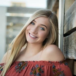 Meet your Posher, Jenna